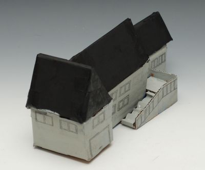 房子前左侧 house left front view
